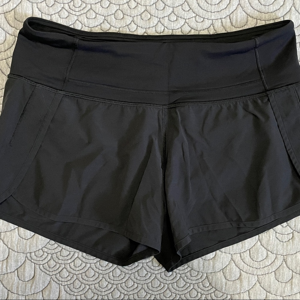 Lululemon Shorts Size 6